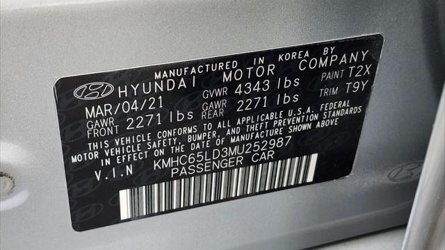 2021 Hyundai IONIQ Plug-in Hybrid SE
