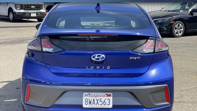 2021 Hyundai IONIQ Plug-in Hybrid SE
