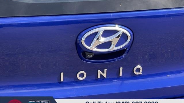 2021 Hyundai IONIQ Plug-in Hybrid SE