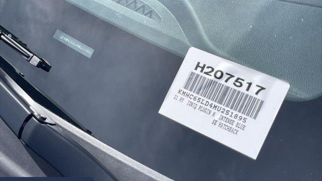 2021 Hyundai IONIQ Plug-in Hybrid SE