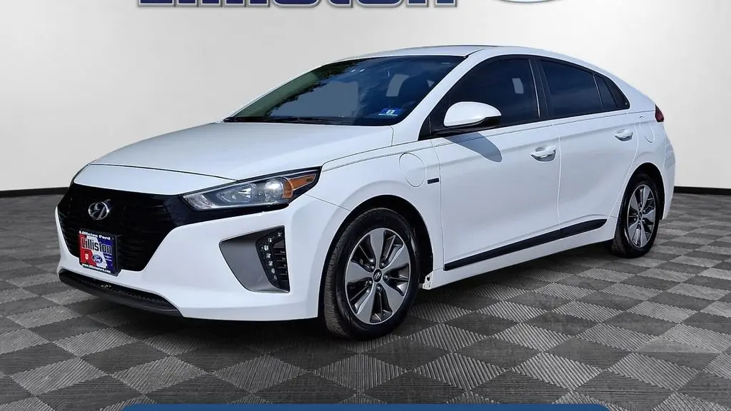 Preowned 2019 Hyundai IONIQ Plug-in Hybrid Base for Sale