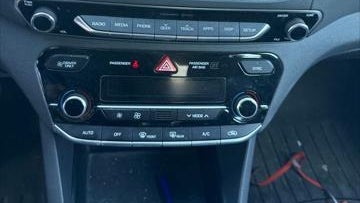 2017 Hyundai IONIQ Hybrid SEL