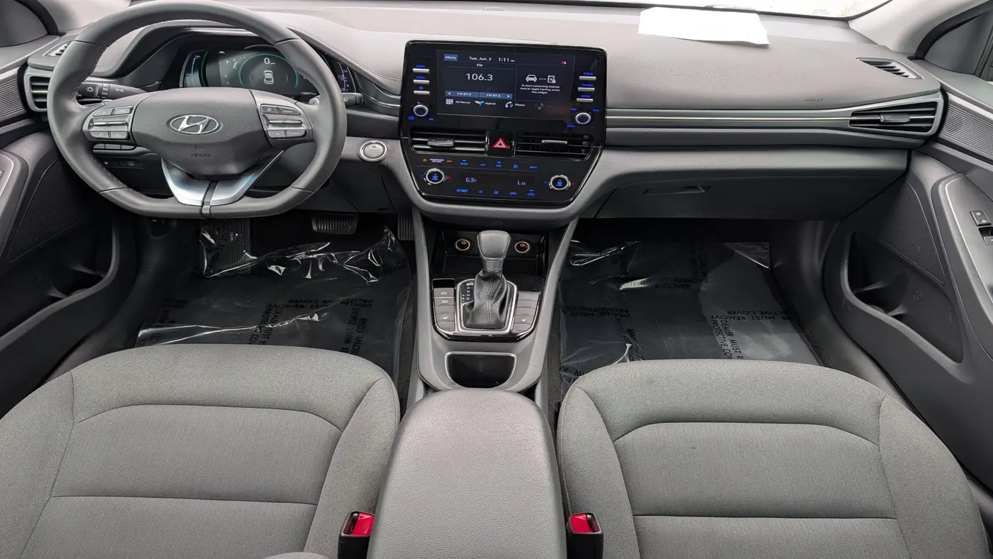 2022 Hyundai IONIQ Hybrid SE