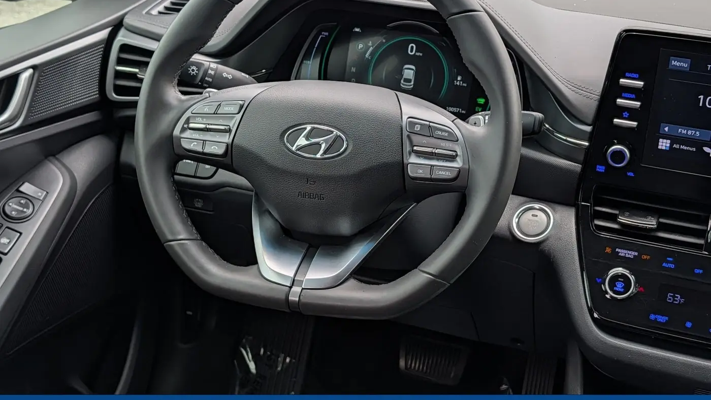 2022 Hyundai IONIQ Hybrid SE