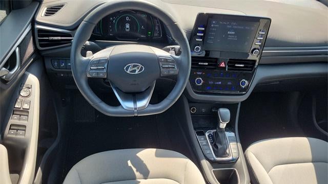 2022 Hyundai IONIQ Hybrid SE