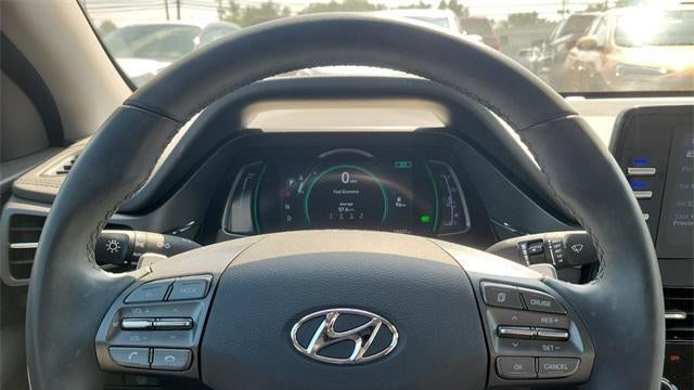 2022 Hyundai IONIQ Hybrid SE