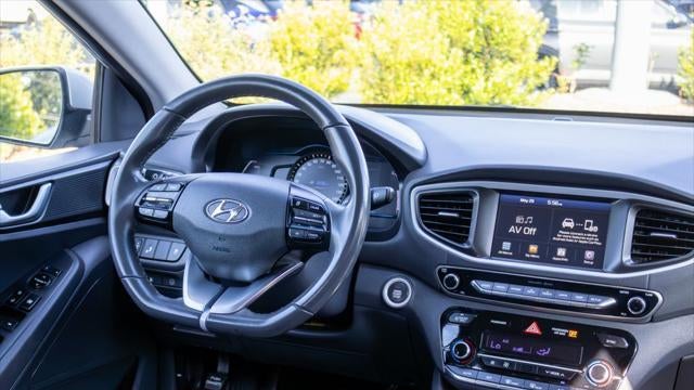 2018 Hyundai IONIQ Hybrid SEL