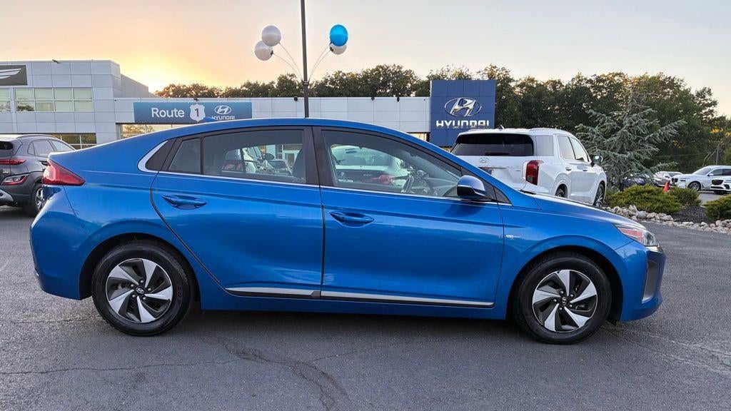 2017 Hyundai IONIQ Hybrid SEL