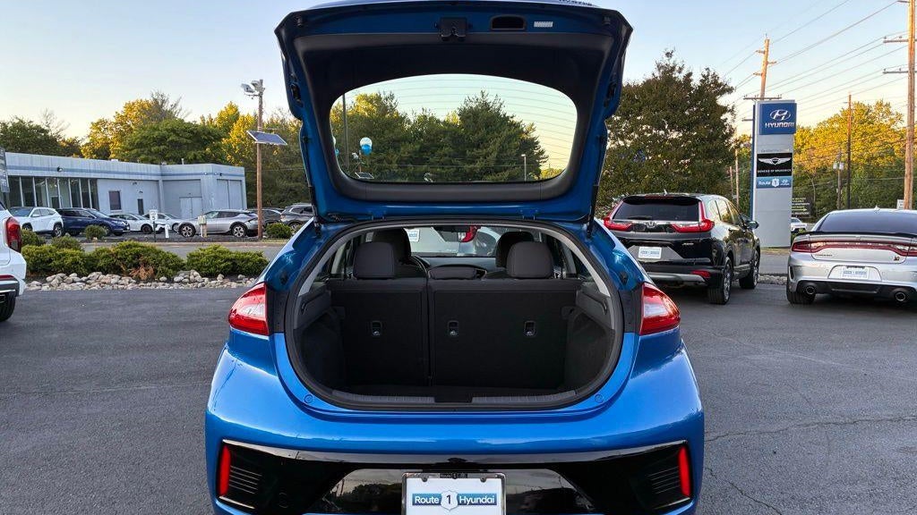 2017 Hyundai IONIQ Hybrid SEL