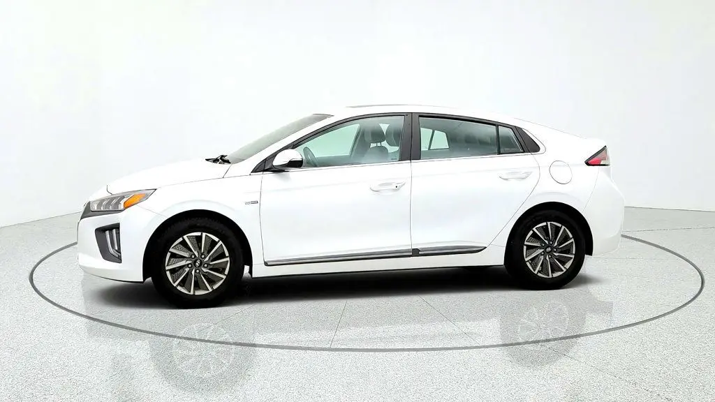 2020 Hyundai Ioniq - $12,995