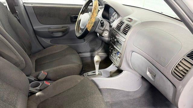 2001 Hyundai ACCENT GL