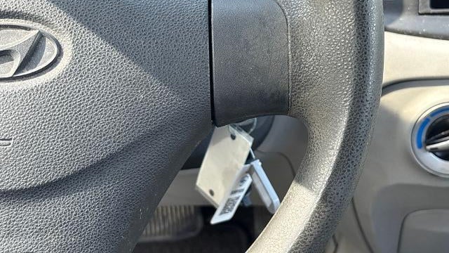2011 Hyundai ACCENT GL