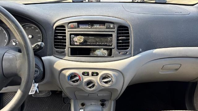 2011 Hyundai ACCENT GL