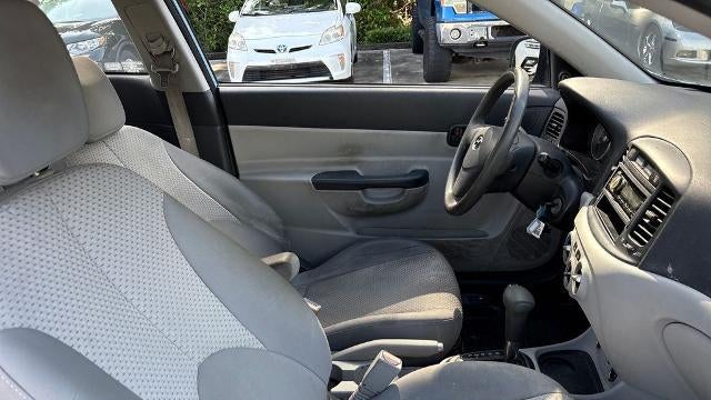 2011 Hyundai ACCENT GL
