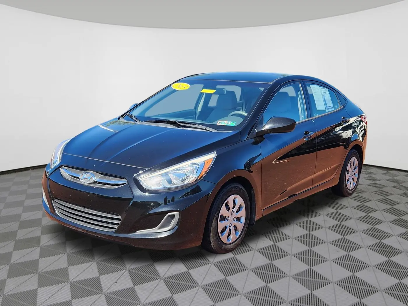2015 Hyundai Accent - $10,495