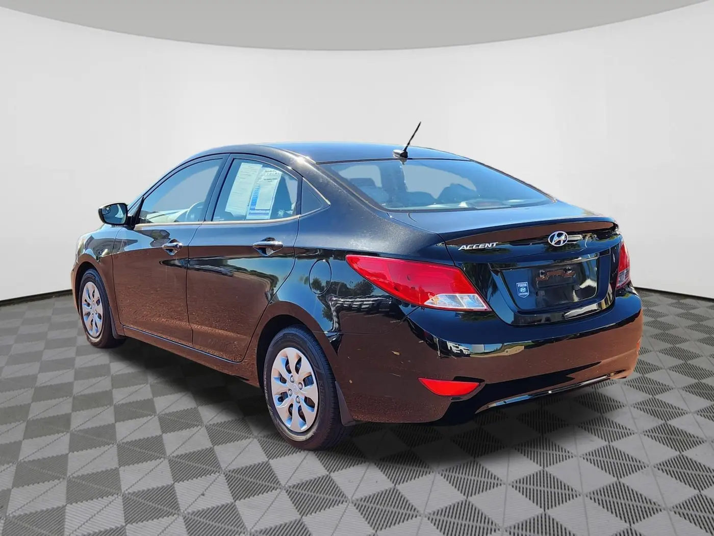 2015 Hyundai Accent - $10,495