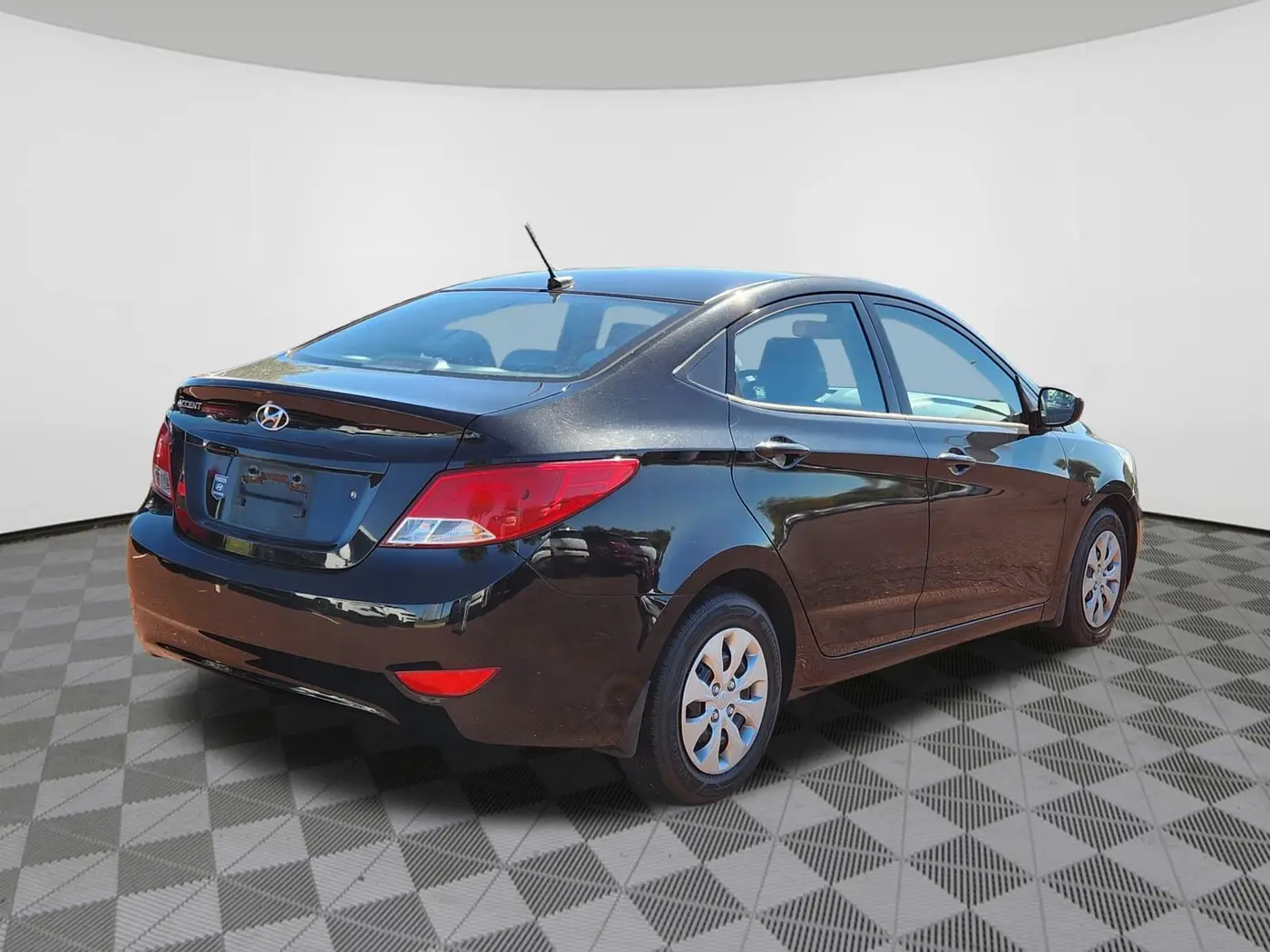 2015 Hyundai Accent - $10,495