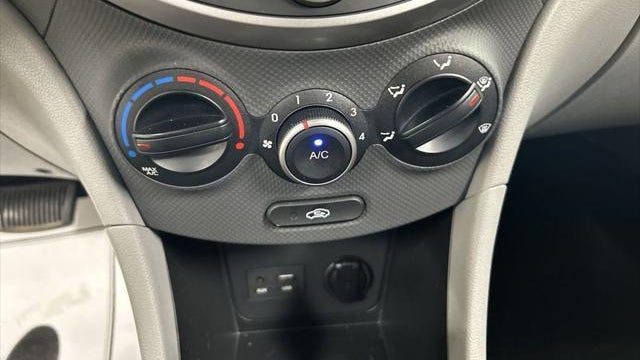 2017 Hyundai ACCENT Value Edition