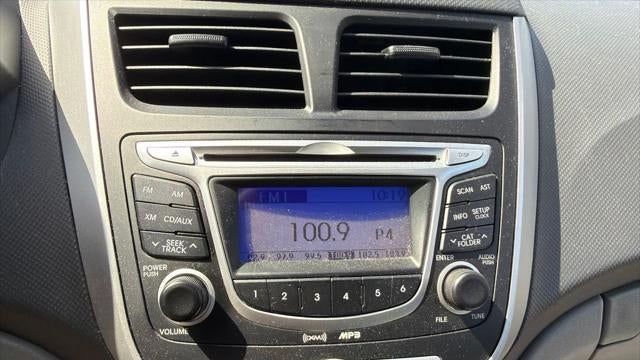 2013 Hyundai ACCENT GLS