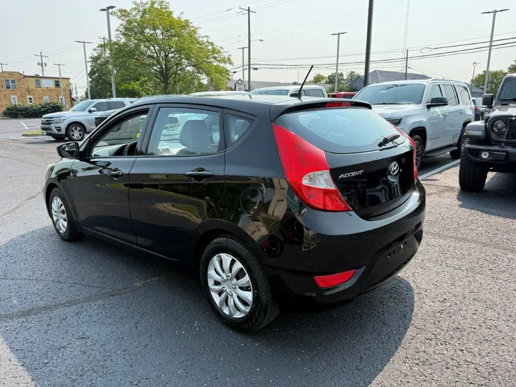 2015 Hyundai Accent - $6,999