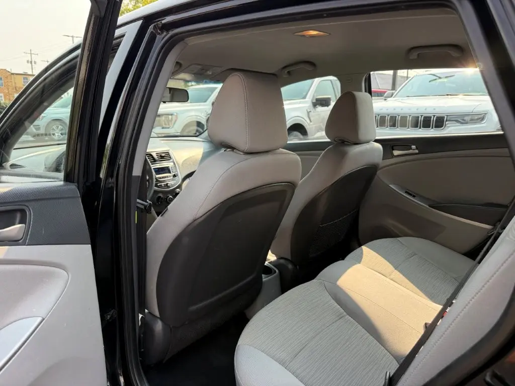 2015 Hyundai Accent - $6,999