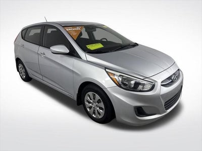 2016 Hyundai Accent SE 4DR Hatchback 6A