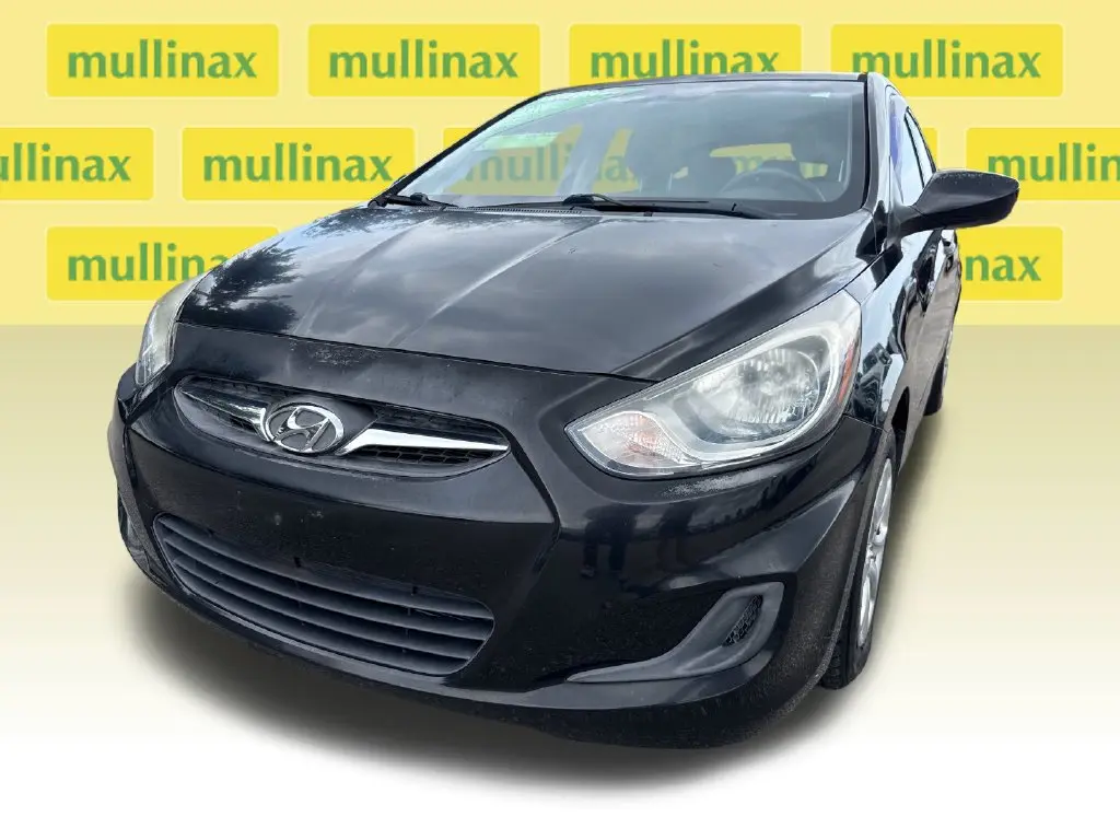 2014 Hyundai Accent - $8,901