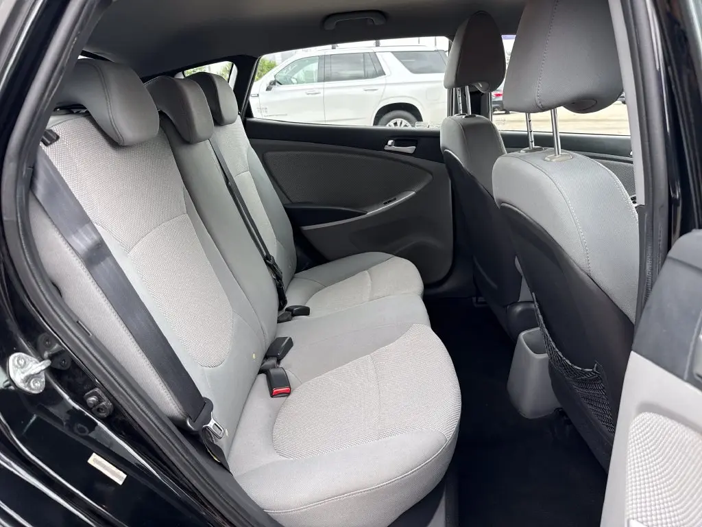 2014 Hyundai Accent - $8,901