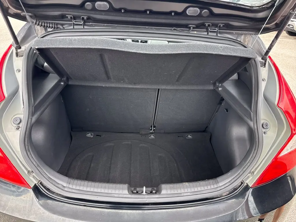 2014 Hyundai Accent - $8,901