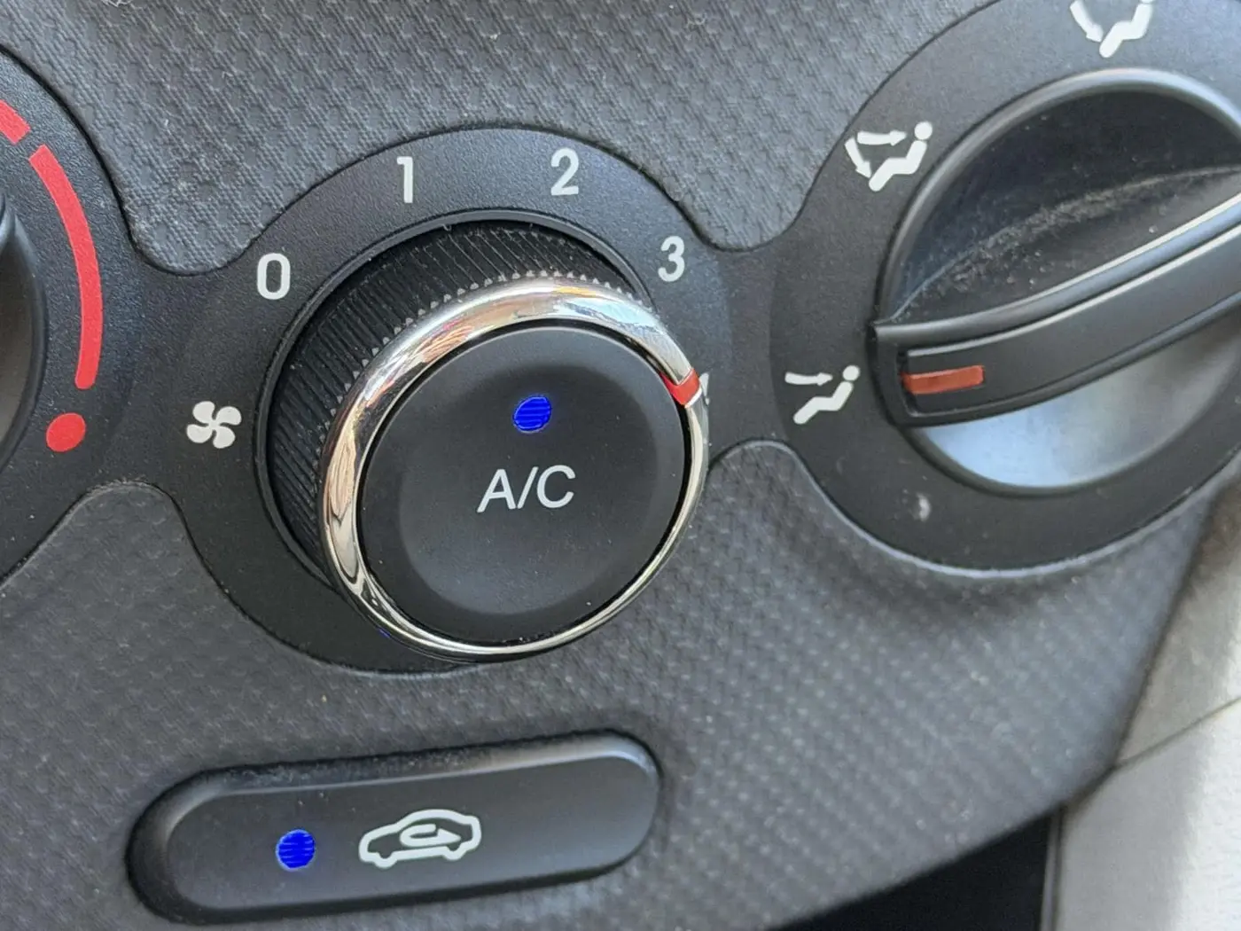 2013 Hyundai Accent - $10,348