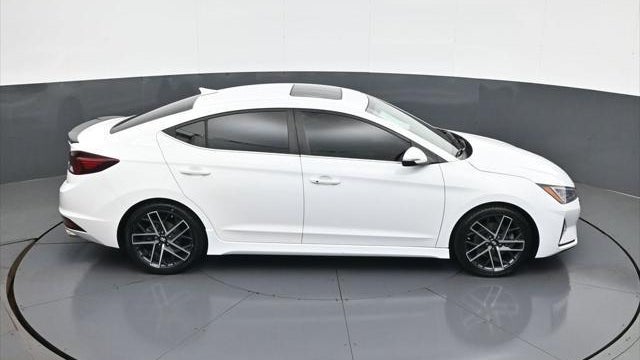 2020 Hyundai ELANTRA Sport
