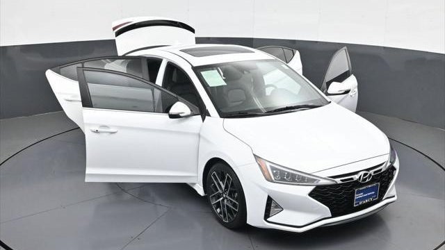 2020 Hyundai ELANTRA Sport