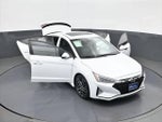 2020 Elantra Thumbnail 29