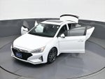 2020 Elantra Thumbnail 30