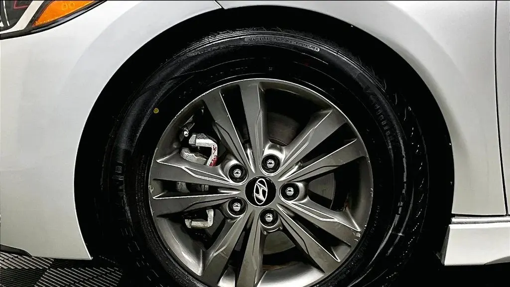 2018 Hyundai ELANTRA Sport