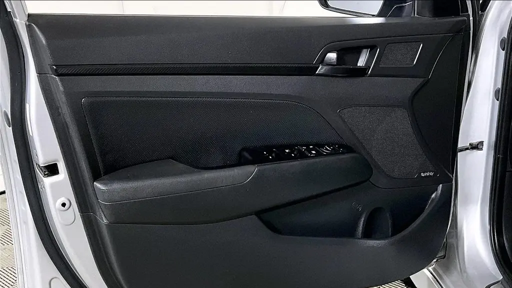 2018 Hyundai ELANTRA Sport