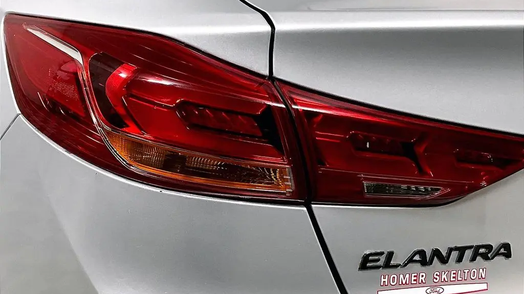 2018 Hyundai ELANTRA Sport