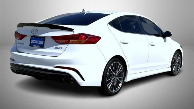 2018 Hyundai ELANTRA Sport