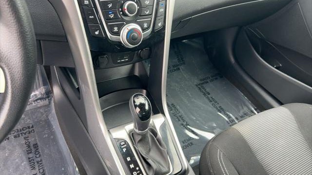 2013 Hyundai ELANTRA GT Base
