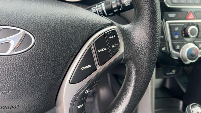 2013 Hyundai ELANTRA GT Base