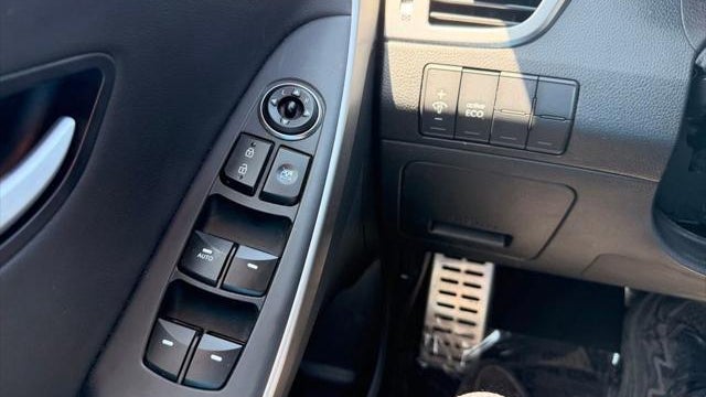 2015 Hyundai ELANTRA GT Base