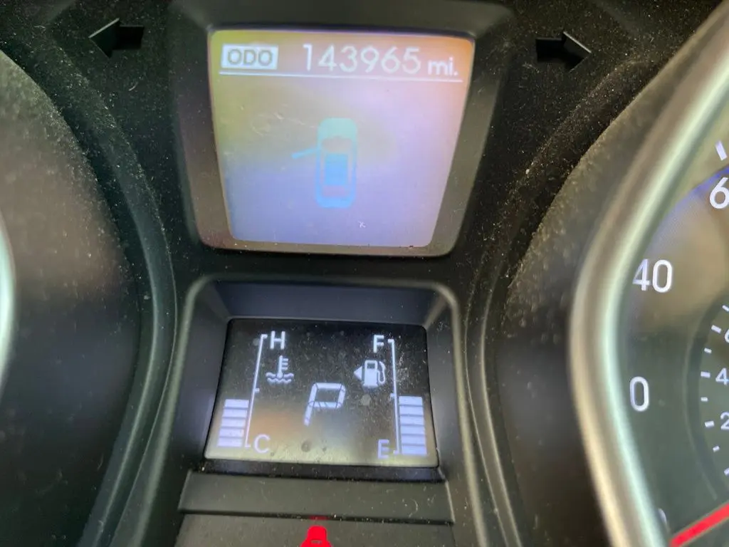 2016 Hyundai Elantra - $2,999