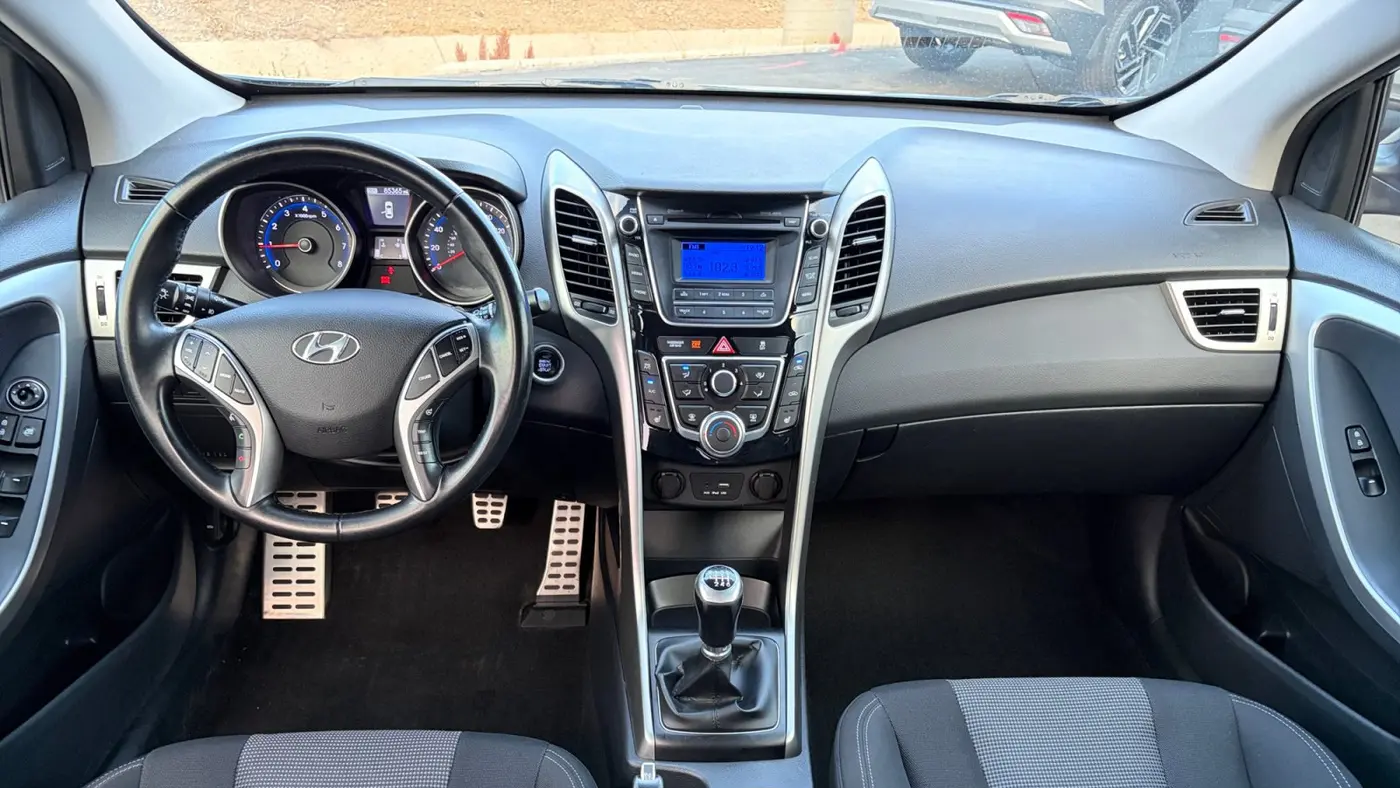 2016 Hyundai ELANTRA GT Base