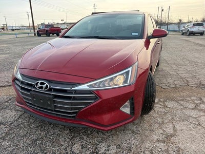 2019 Hyundai Elantra SE 4DR Sedan 6M
