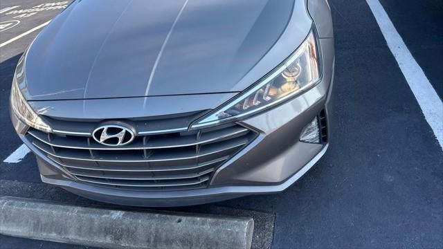 2020 Hyundai ELANTRA SE