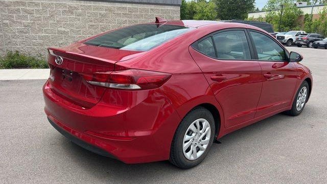 2017 Hyundai ELANTRA SE