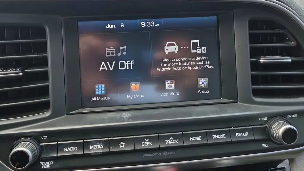 2020 Hyundai ELANTRA SEL