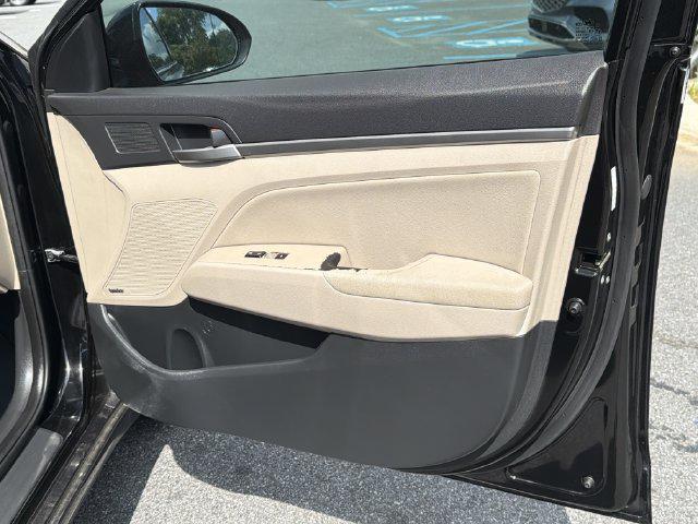 2018 Hyundai Elantra - $14,984