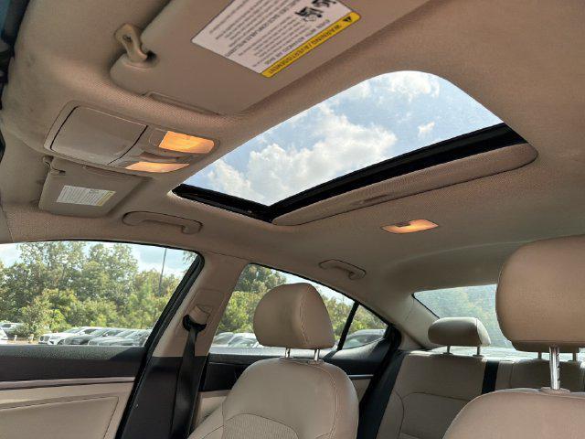 2018 Hyundai Elantra - $14,984