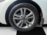 2018 Elantra Thumbnail 14